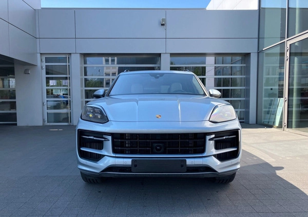 Porsche Cayenne cena 599306 przebieg: 1, rok produkcji 2023 z Kock małe 497